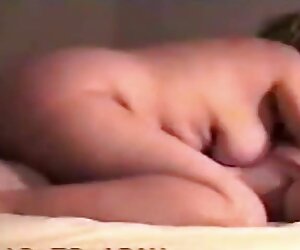 Cô sinh jav phien dich viên, vuốt ve cô máng ngón tay cố gắng để làm