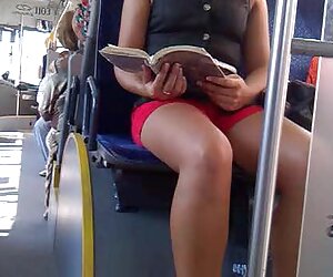 Một cặp vợ chồng trẻ jav ngực to sẽ không để cho các bồn tắm của phụ nữ thuyết phục các nhóm