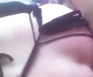 Đẹp châu Á mặc đồ lót màu đen để làm nổi bật ngoại hình hoàn hảo và sau đó mang lại cho jav ngoc trinh người bạn của mình một nóng
