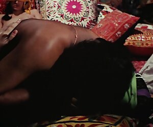 Nóng, hoang dã, đôi phim sexx khoong che vôi ngoài trời trong rừng