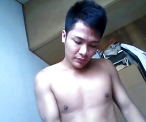 Châu á, người đã bị cuốn hút bởi Dài của vợ anh, nhưng anh vẫn không thể đi với cô ấy, nhưng khi điều đó xảy ra, cô ấy đã quì xuống trước mặt sex jav vu to ông, dừng lại gọi điện thoại, và sau đó hút dương vật từ anh ta, sau đó, cô đã sẵn sàng cho các cua tinh Ranh