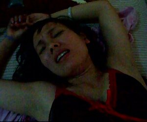 Hai người đàn ông đang nóng diễn viên phim sex nhà báo cho một báo cáo đặc biệt.